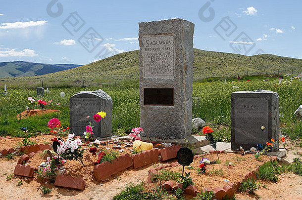 坟墓萨卡加维亚堡鹫崎怀俄明萨卡加维亚指南年历史刘易斯克拉克探险