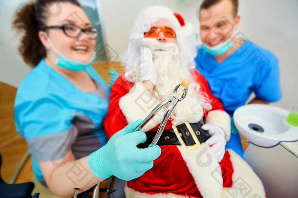 圣诞老人老人牙医办公室接待关闭
