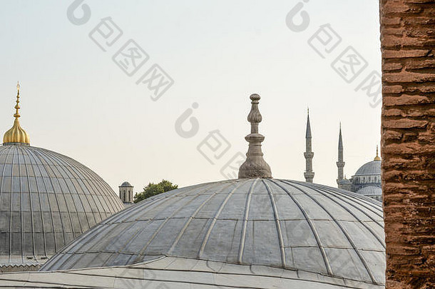 尖塔使石头奥斯曼帝国时间清真寺视图