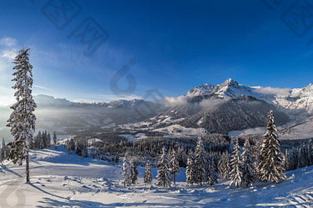 日落小屋山skiresort韦芬翁冬天仙境牙齿山萨尔茨堡奥地利