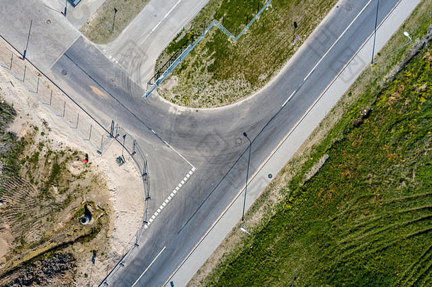 无人机图像空中视图运输环形交叉路口高速公路拉脱维亚