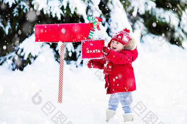快乐孩子针织驯鹿他围巾持有信圣诞老人圣诞节礼物列表红色的邮件盒子雪圣诞节树赢得