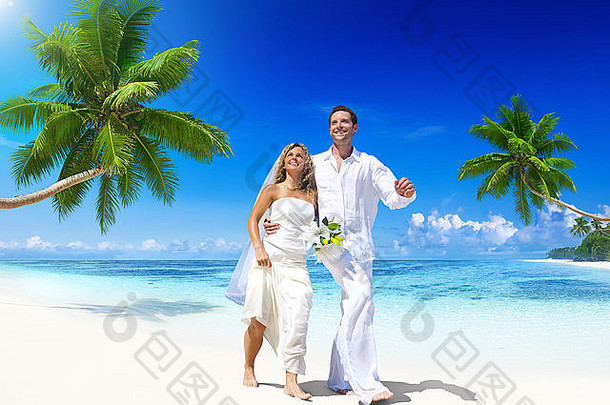 夫妇婚姻海滩