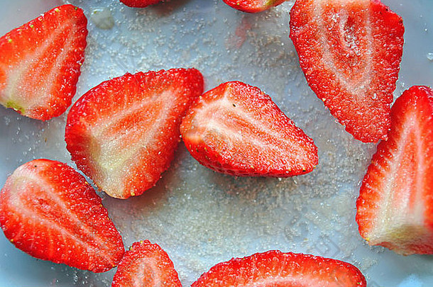<strong>草莓</strong>红色的水果减少春天享受红色的香