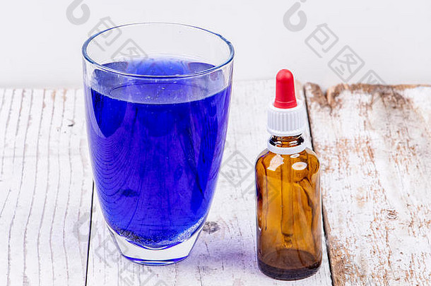 玻璃蓝色的液体棕色（的）医学瓶吸管