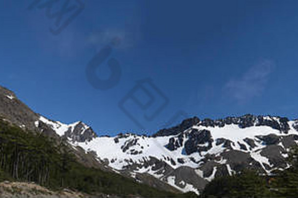 阿根廷土地的火视图雪山峰武术山范围ushuaia最南端的城市世界
