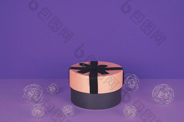 粉红色的礼物盒子丝带紫外线背景