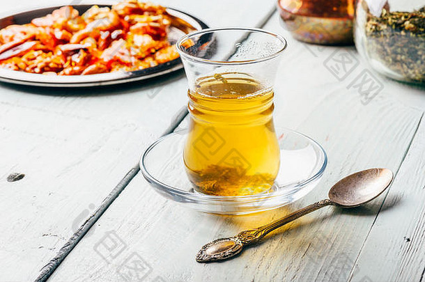 Herbal茶东方玻璃阿拉伯螺母喜悦金属板光木表面