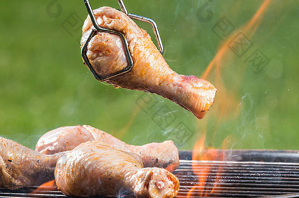 鸡腿烧烤烧烤火
