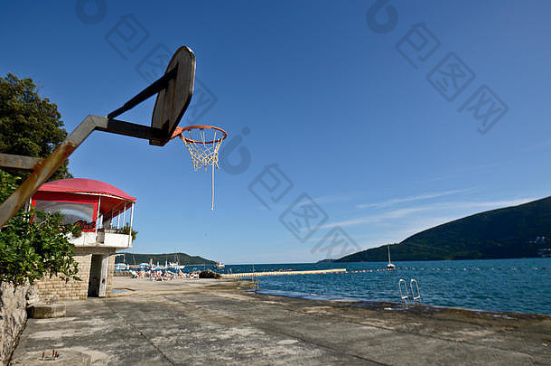 篮球法院海边赫尔采格herceg novi黑山共和国