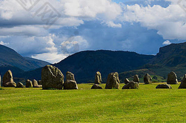Castlerigg stone circle，靠近英格兰坎布里亚湖区的Threlkeld和Keswick