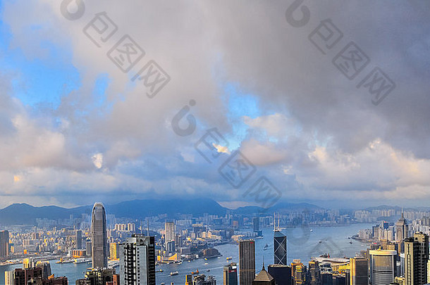 维多利亚港日落在香港香港维多利亚港查看在维多利亚峰中国