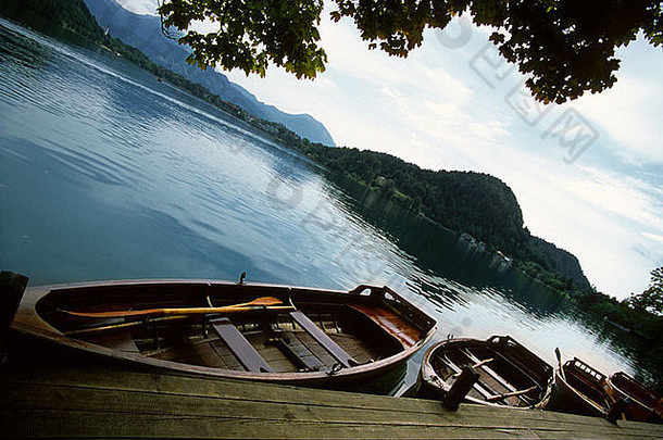 斯洛文尼亚，布莱德-一些典型的沿湖划船