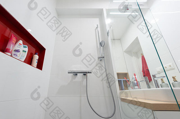 布拉迪斯拉发斯洛伐克12月浴室小公寓设计年轻的室内设计师kivvi架构师基于布拉迪斯拉发的话