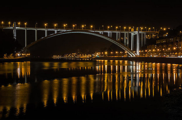 晚上arrabida桥港口葡萄牙摄影灯水反射杜罗河