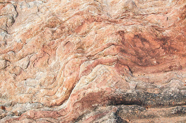 西澳大利亚卡尔巴里红崖粗糙的红白海岸<strong>砂岩</strong>岩层的自然摘要。