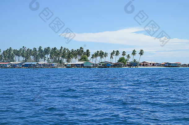omadal岛村位于semporna上午马来西亚