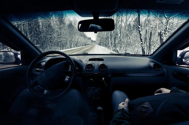 开车车冬天路