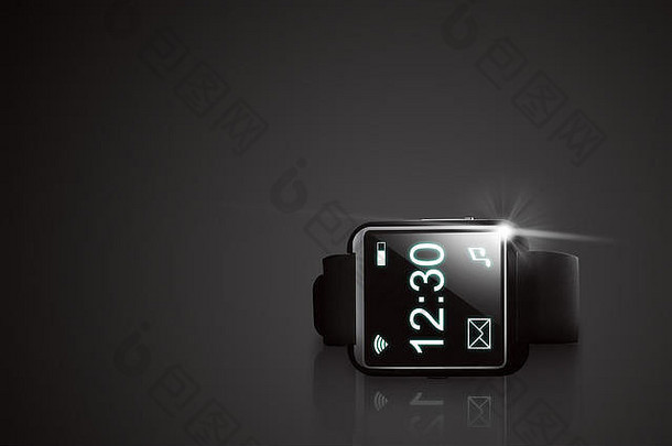 黑色智能手表。你可以把你的设计放在屏幕上