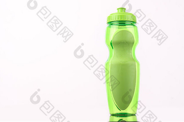 白底绿瓶