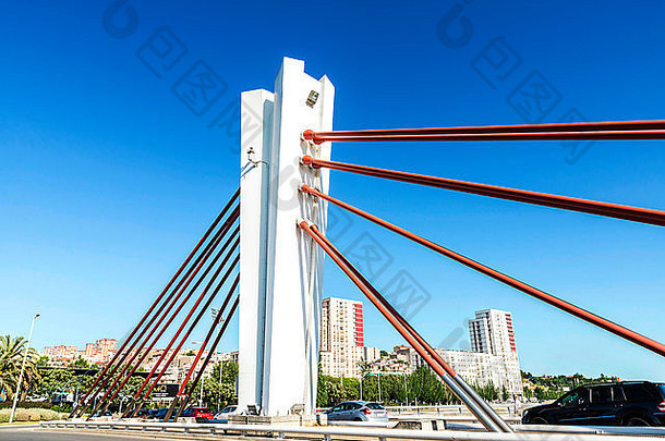 交通悬架桥巴塞罗那加泰罗尼亚西班牙