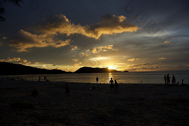 泰国普吉岛巴东海滩日落
