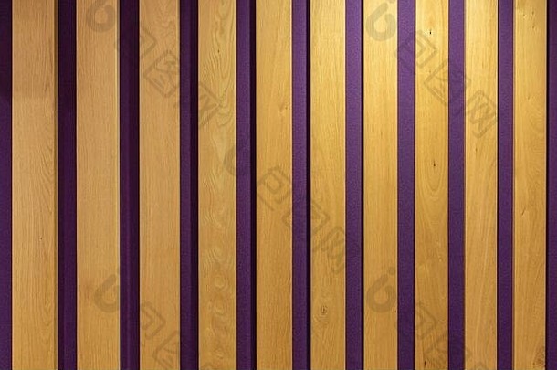 特写镜头棕色（的）木板材紫色的壁纸墙纹理背景
