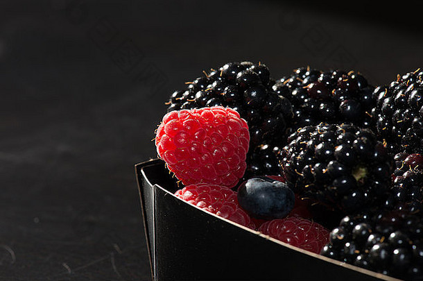 水果、覆盆子、黑莓