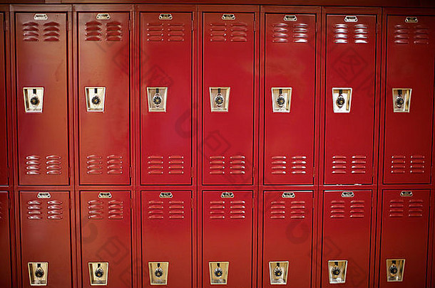 墙红色的储物柜城市中间学校