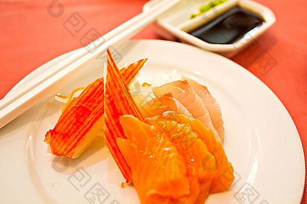 寿司、生鱼片、传统日本食物