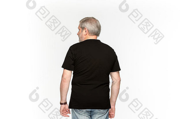 特写镜头高级男人的身体空黑色的t恤孤立的白色背景模拟创新设计概念