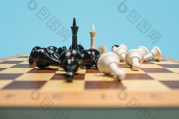 棋盘和游戏的商业理念和竞争理念。