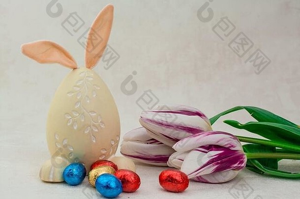有趣的复活节兔子巧克力复活节鸡蛋