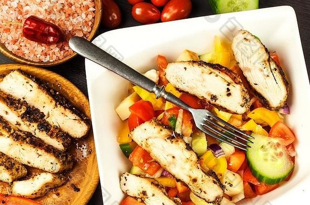 鸡肉蔬菜辣椒辣椒腌料烤食物蛋白质饮食食物运动员