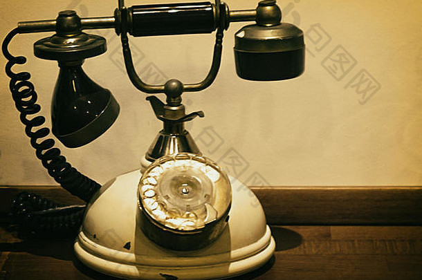 老式台式电话，复古风格