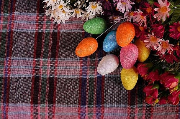 彩色传统庆祝复活节逾越节彩蛋照片