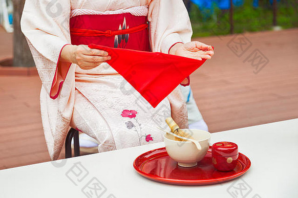 日本茶仪式火柴绿色茶粉最好的茶排序茶仪式