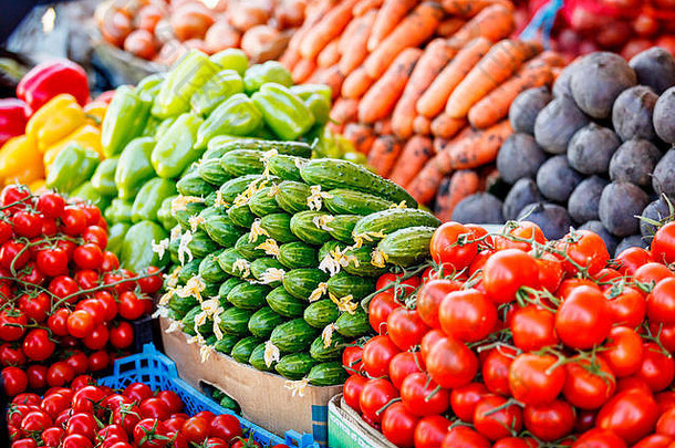 农贸市场。蔬菜市场。新鲜蔬菜