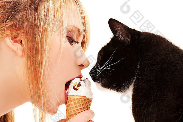 图片可爱的女孩猫冰奶油