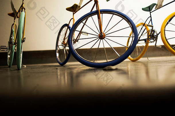微型自行车颜色金属表格演示行形状运动达拉斯
