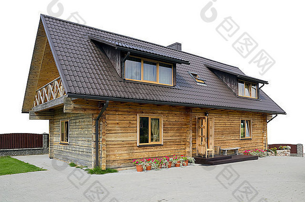立陶宛维尔纽斯-2013年7月27日：典型的波罗的海-欧洲现代乡村木屋-乡村游客酒店