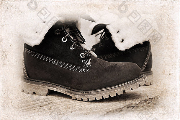 复古风格的艺术品，冬季保暖靴