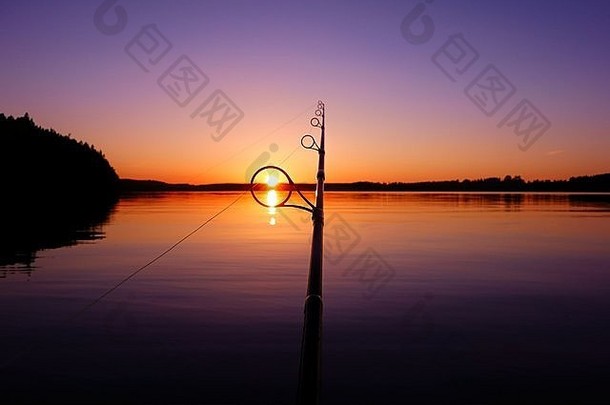 钓鱼日落夏天湖