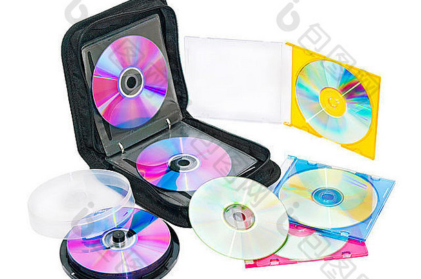 白色背景上的DVD和CD驱动器钱包