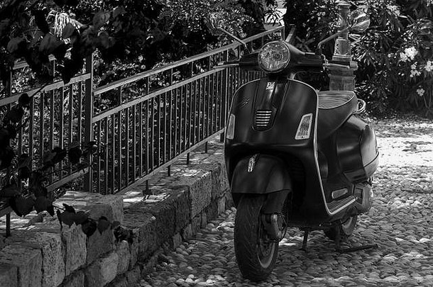 兰布雷塔Piaggio维斯帕踏板车摩托车甜生活艺术<strong>图片</strong>帖子卡