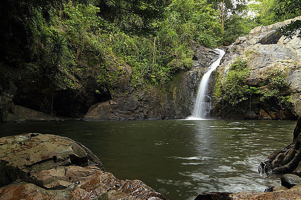 科特瀑布美丽的小瀑布Saraburi省泰国
