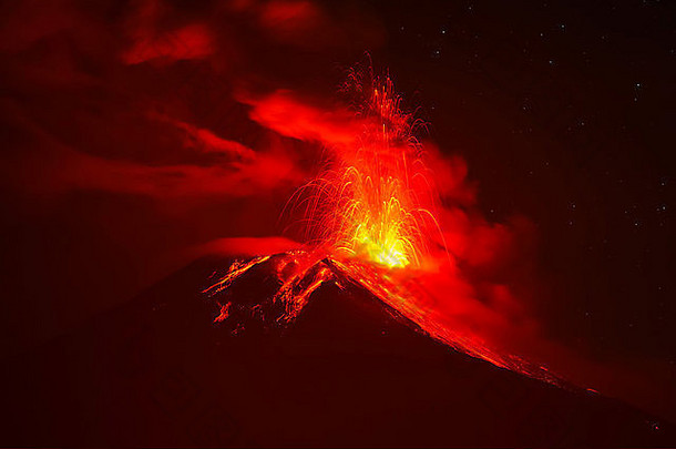 通古拉瓦火山晚上爆炸厄瓜多尔南美国