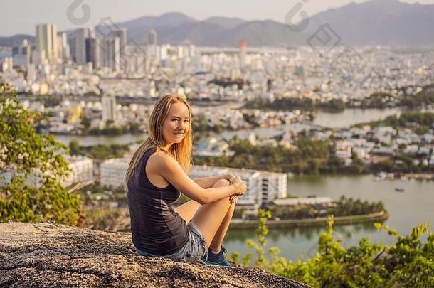 女人旅游背景牙医页城市旅行越南概念