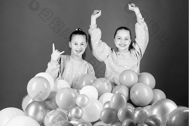 姐妹组织首页聚会，派对问候概念有趣的概念气球主题聚会，派对女孩朋友空气气球开始聚会，派对生<strong>日</strong>聚会，派对<strong>国际儿童</strong>一天无忧无虑的童年