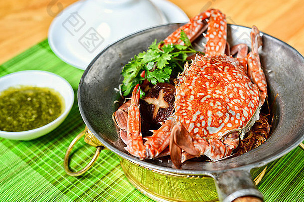 越南海蟹火锅
